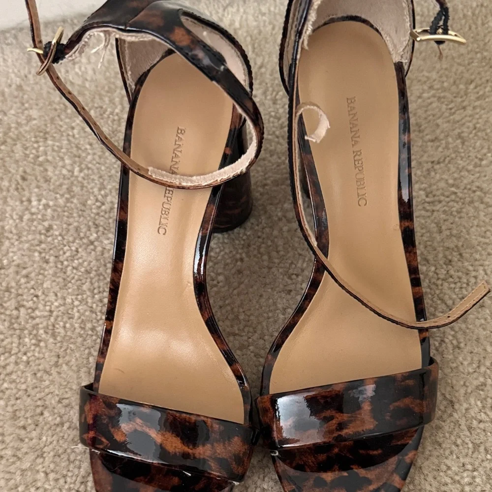 Banana Republic Leopard Print Heels - Picture 2 of 5